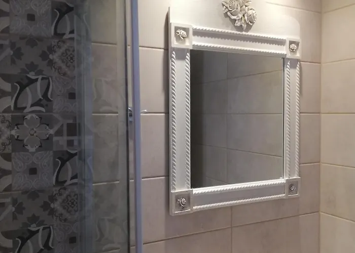 Andromeda Seaside Apartment Vlikhon