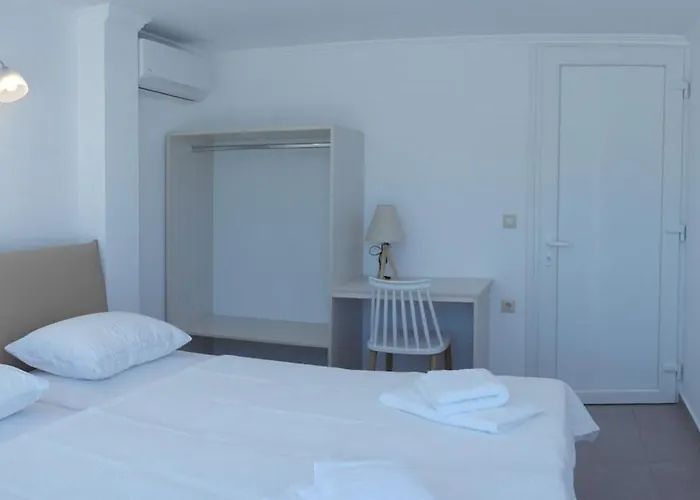 Andromeda Seaside Vlikhon